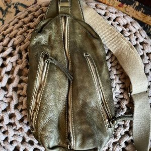 Italian leather - Wanderers Travel- Olive Marseille Crossbody Clutch